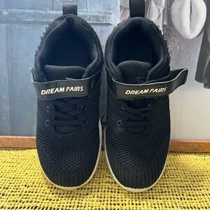 Dream Pairs Black Kids Sneakers